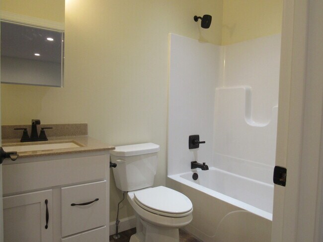 Building Photo - 4007 Creek Hill Dr
