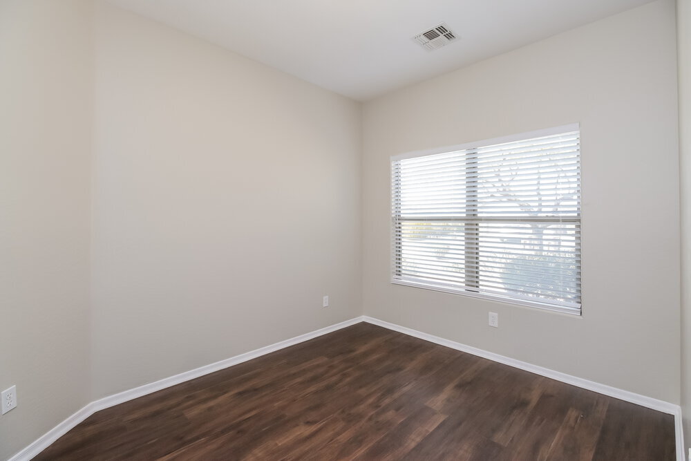 Building Photo - 3377 E Cowboy Cove Trail