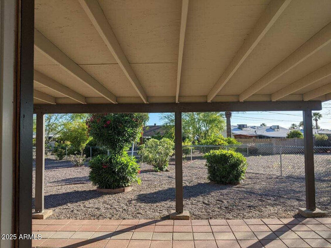 Building Photo - 11640 N Hagen Dr