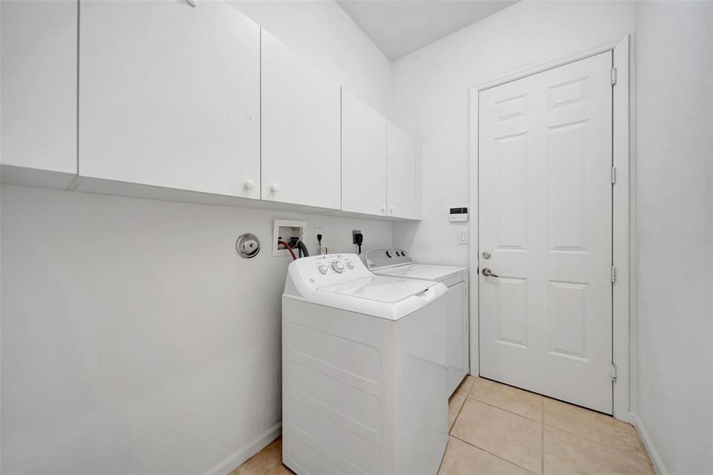 Building Photo - 7314 NW 19th Ct
