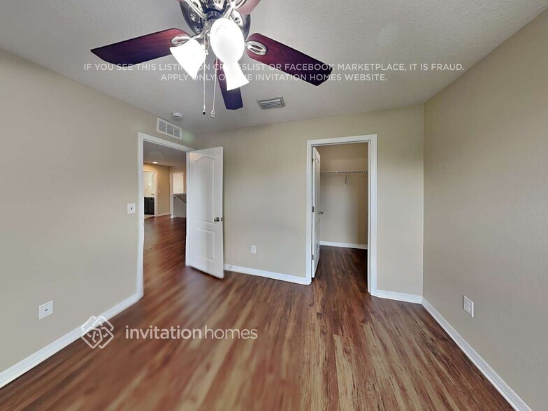 Building Photo - 11618 Warren Oaks Pl
