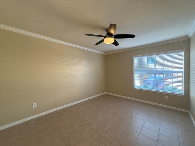 Building Photo - 2250 Bering Dr