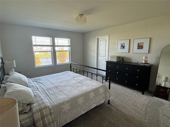 Building Photo - 2701 Serenity Gdn Dr