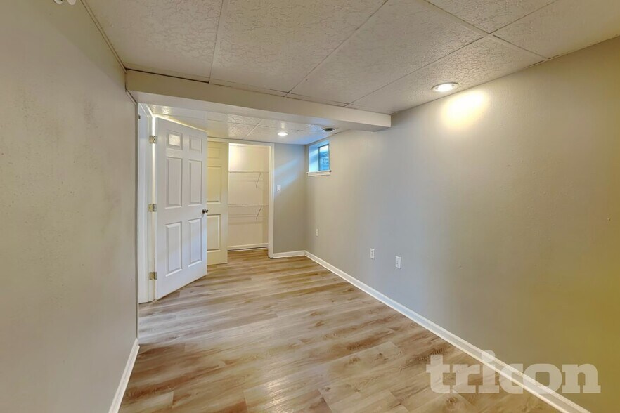 Building Photo - 3812 S Ceylon Way