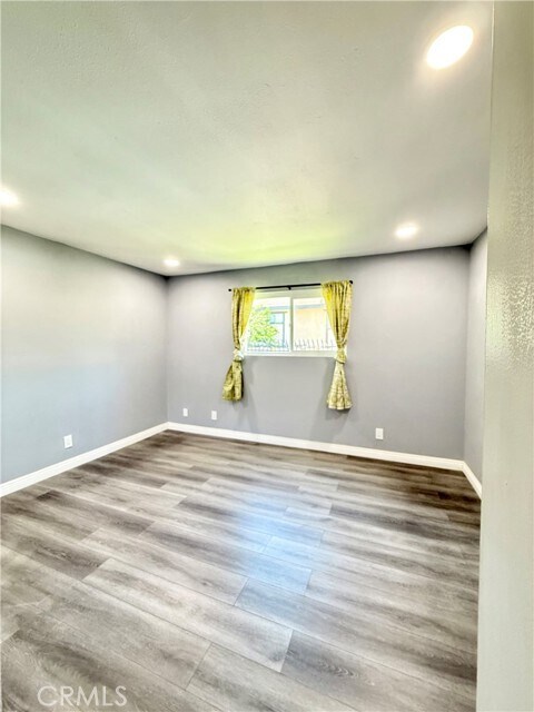 Building Photo - 12835 10th St