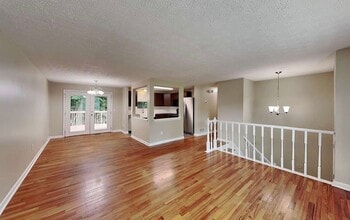 Building Photo - 390 Hembree Forest Cir