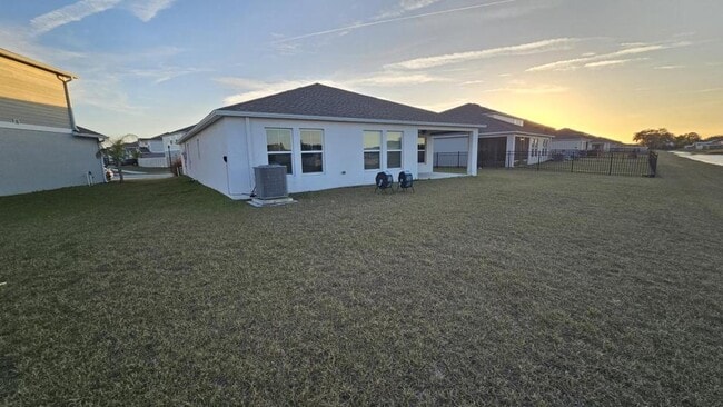 Building Photo - 1428 Axel Cir