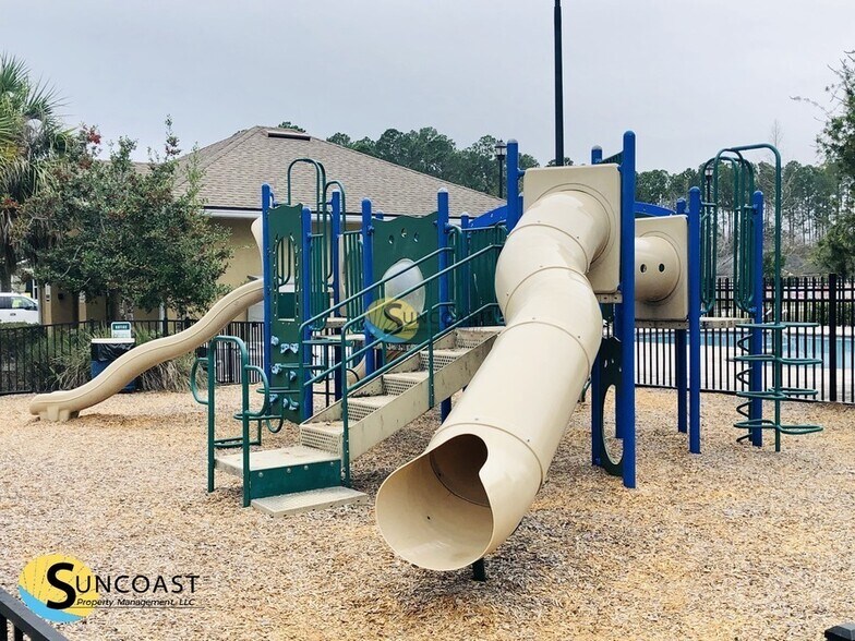 Building Photo - 7094 Plymouth Grove Ct