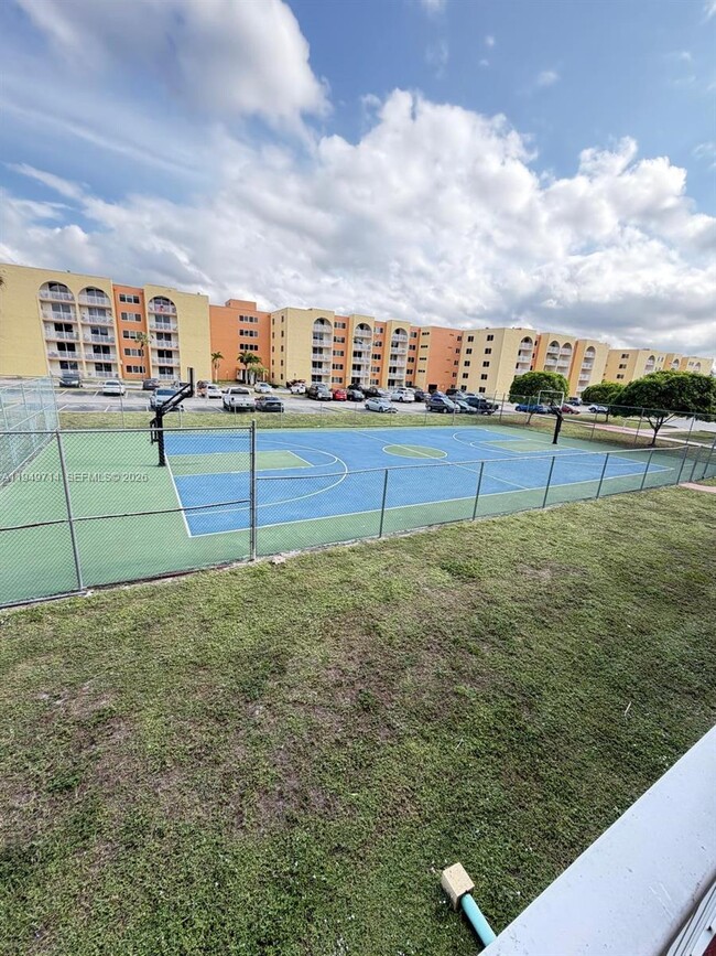 Building Photo - 7010 NW 186th St