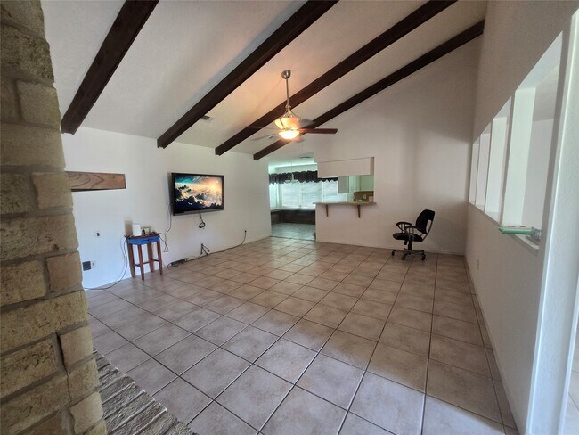 Building Photo - 9802 Sagepike Dr
