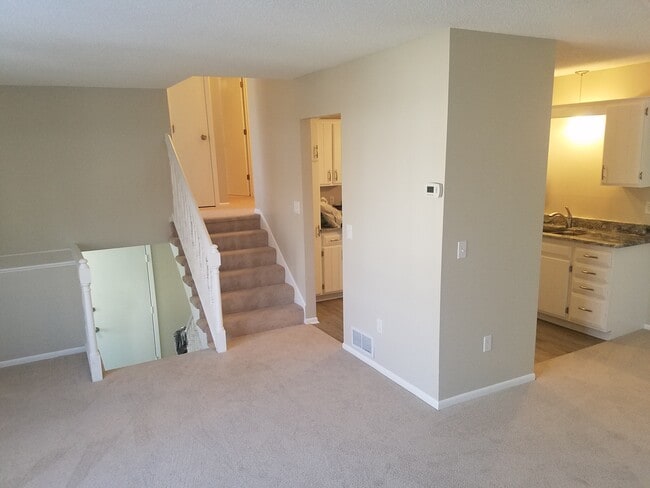 Building Photo - 3727 Brookdale Cir N