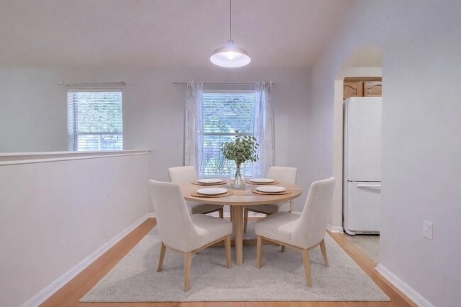 Building Photo - 1100 Emmitt Run