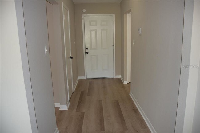 Building Photo - 4428 S Lake Orlando Pkwy