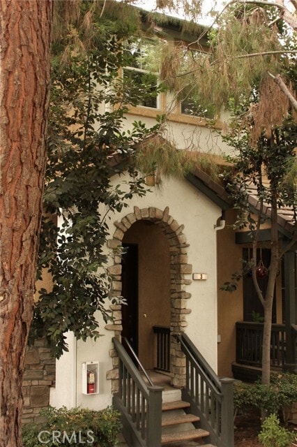 Building Photo - 3 Tulare Dr