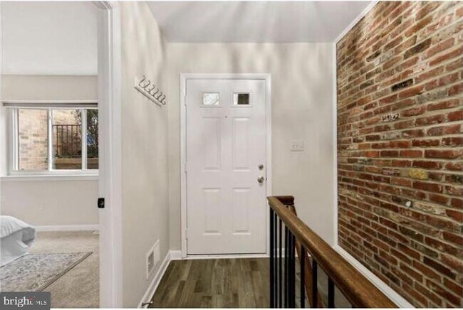 Building Photo - 3875 Steppes Ct