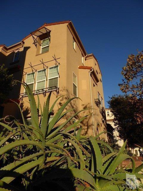 Building Photo - 79 Palm Dr