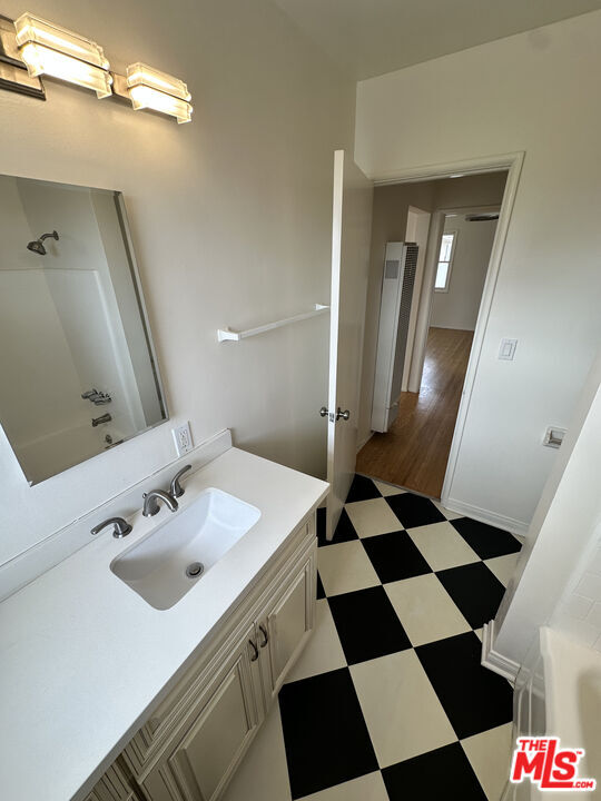 Building Photo - 5828 Condon Ave