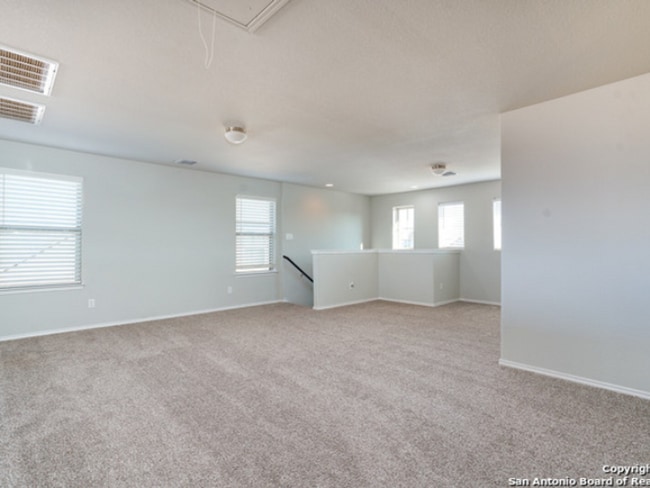 Building Photo - Charming 3-Bedroom Home in Northeast San Antonio