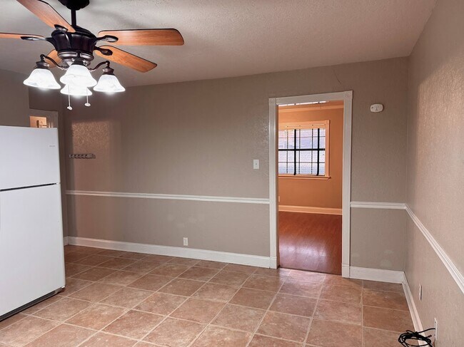 Building Photo - 4715 Coronado Ave