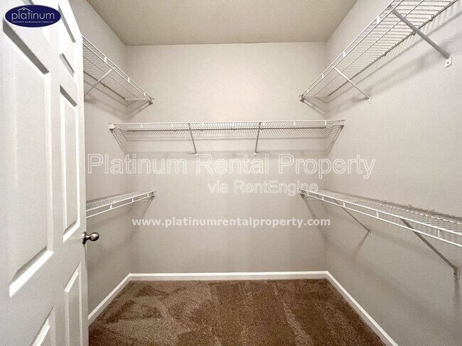 Building Photo - 1850 Cotillion Dr