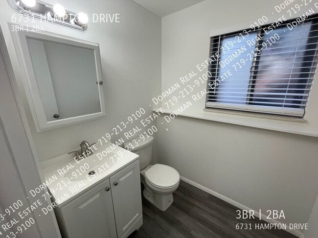 Building Photo - 6731 Hampton Dr