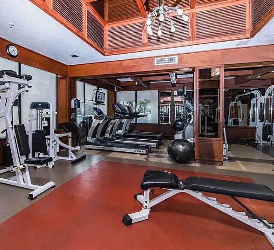 Gym - 600 NE 36th St