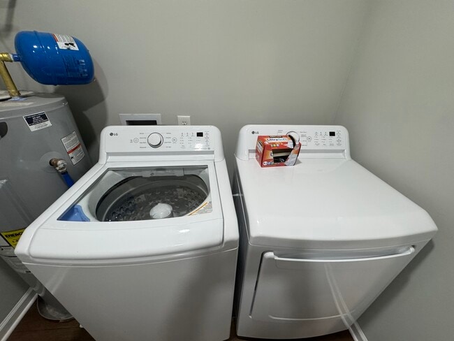 Building Photo - 137 Cherokee Trail