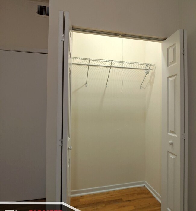 Building Photo - 2323 N Kedzie Blvd