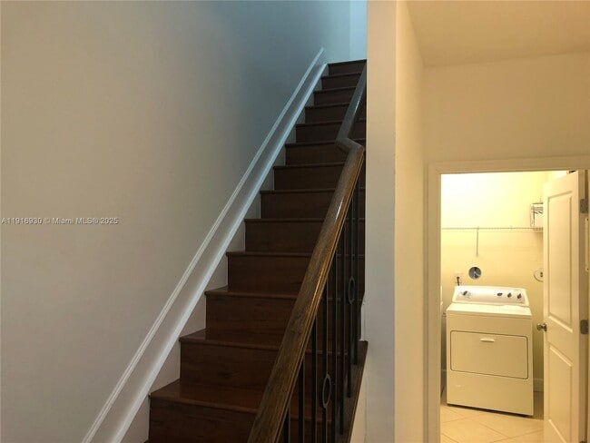 Building Photo - 3390 NW 126th Terrace