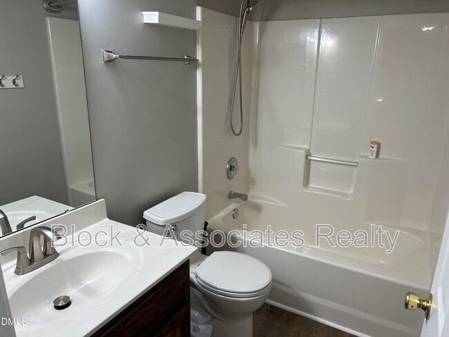 Building Photo - 5013 Marathon Ln