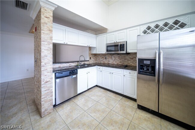 Building Photo - 3407 Winkler Ave