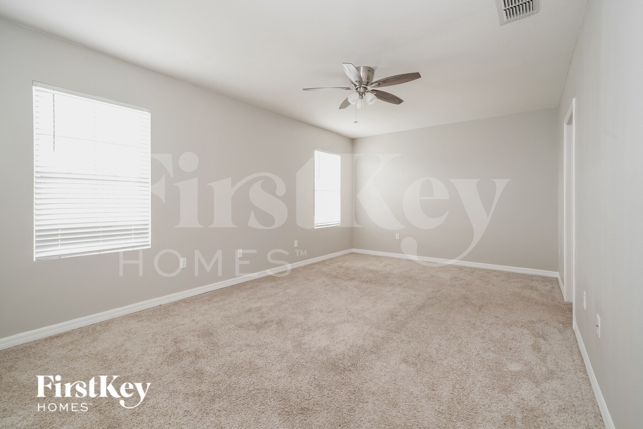 Building Photo - 1055 Andean Ln