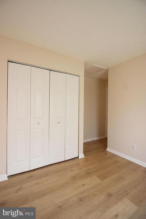 Building Photo - 6705 Ammendale Way