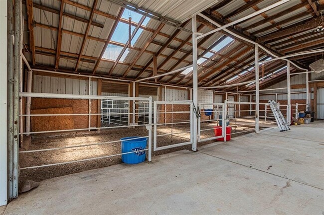 Building Photo - 104444 S 3520 Rd