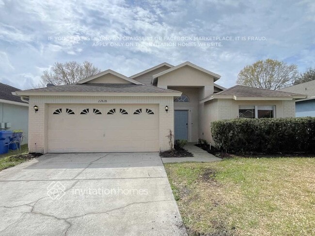 Building Photo - 22828 Roderick Dr