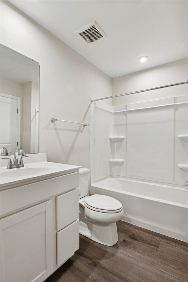 Building Photo - Brand-New Ryan Homes End Unit Townhome – Be the First to Move In!