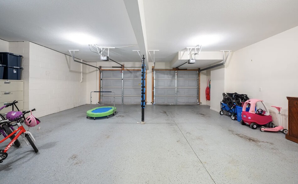 Building Photo - 7356 Landlock Dr