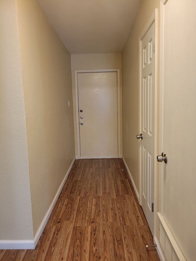 Building Photo - 3BD/2BA Home close to shopping and Ft. Hood in Harker Heights!