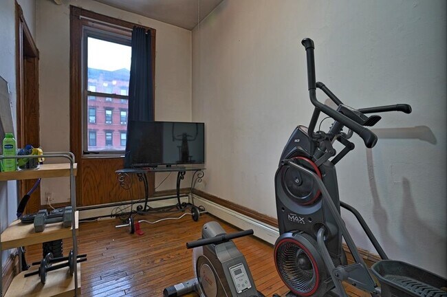 Building Photo - 1114 Washington St