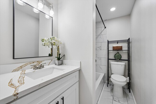 Building Photo - 8939 Gaylord Dr