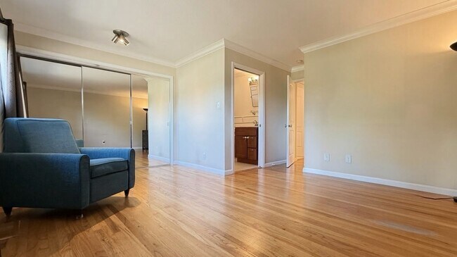 Building Photo - 4BD/2BA Willow Glen Home with Remodeled Chef's Kitchen