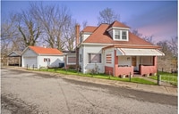 Building Photo - Carnegie/Scott 4 Bedroom, 2 Bathroom Home with Detached Garage