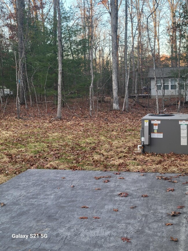 Building Photo - 6036 Seneca Trail