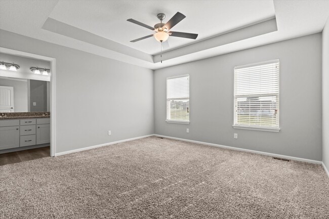 Building Photo - 609 Poplar Ct