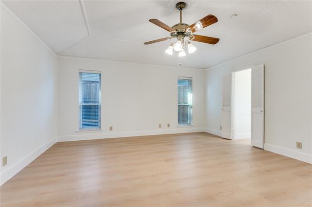 Building Photo - 2805 Staffordshire Dr