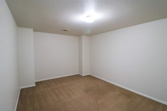 Building Photo - 10638 Dawn Pine Forest Trail