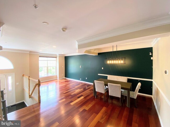 Building Photo - 174 Fringetree Dr