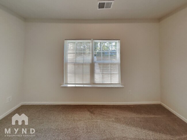 Building Photo - 134 Lauren Ct