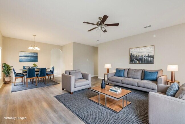 Building Photo - 440 Casa Marina Pl