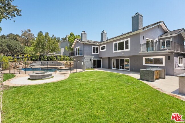 Building Photo - 22405 Calipatria Dr